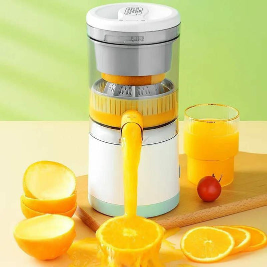 Portable automatic electric citrus juicer/squeezer