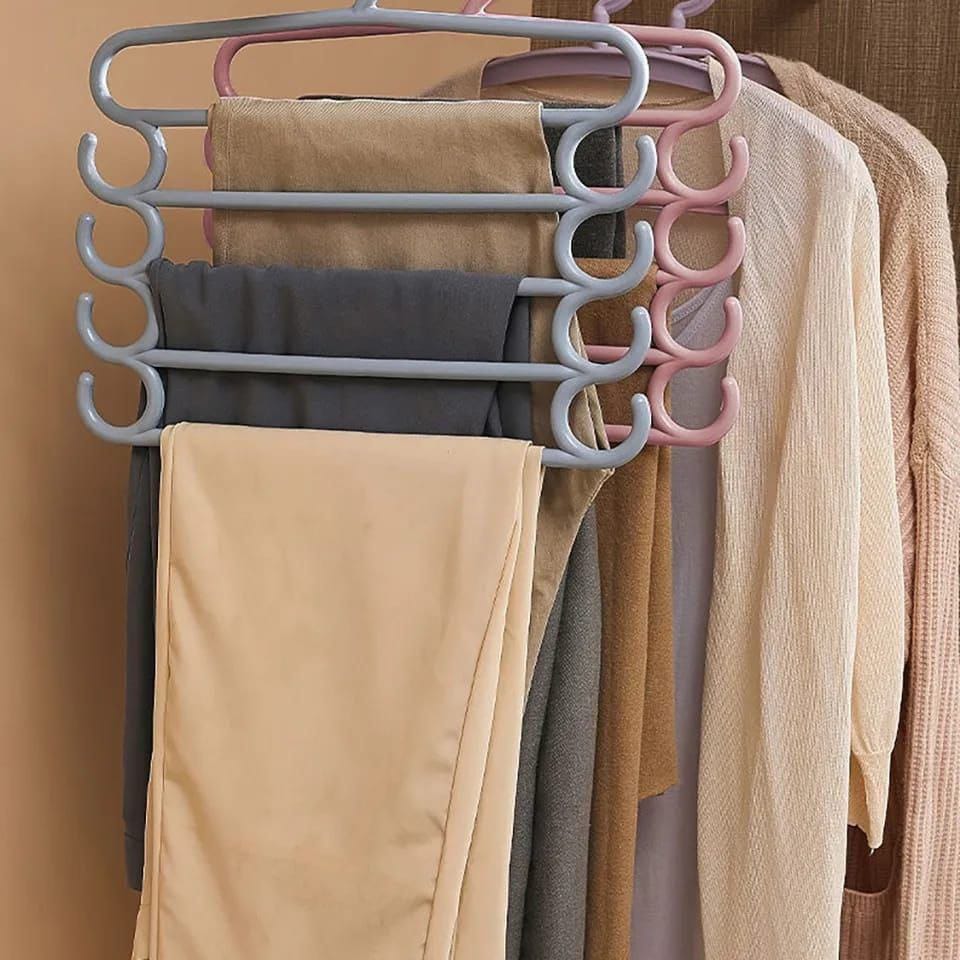 Heavy duty plastic hangers