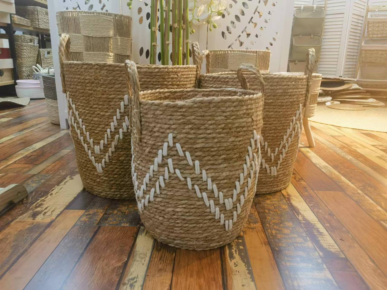 High Quality Set of 3 Stackable handmade baskets 🧺