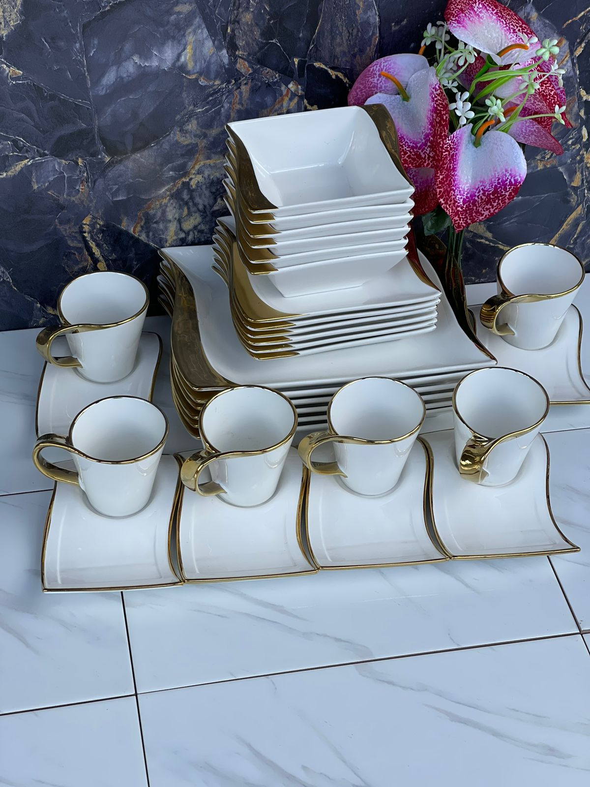 30 PCs set GOLD UNIQUE DINNER SET