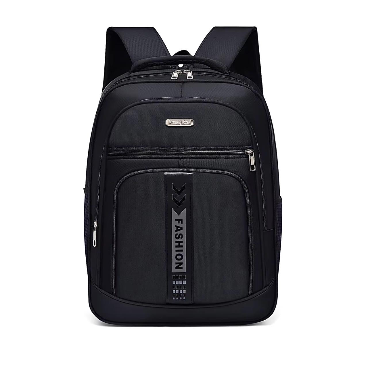 Versatile & Spacious backpack / School for Students, Professionals & ideal for traveling since it’s big capacity