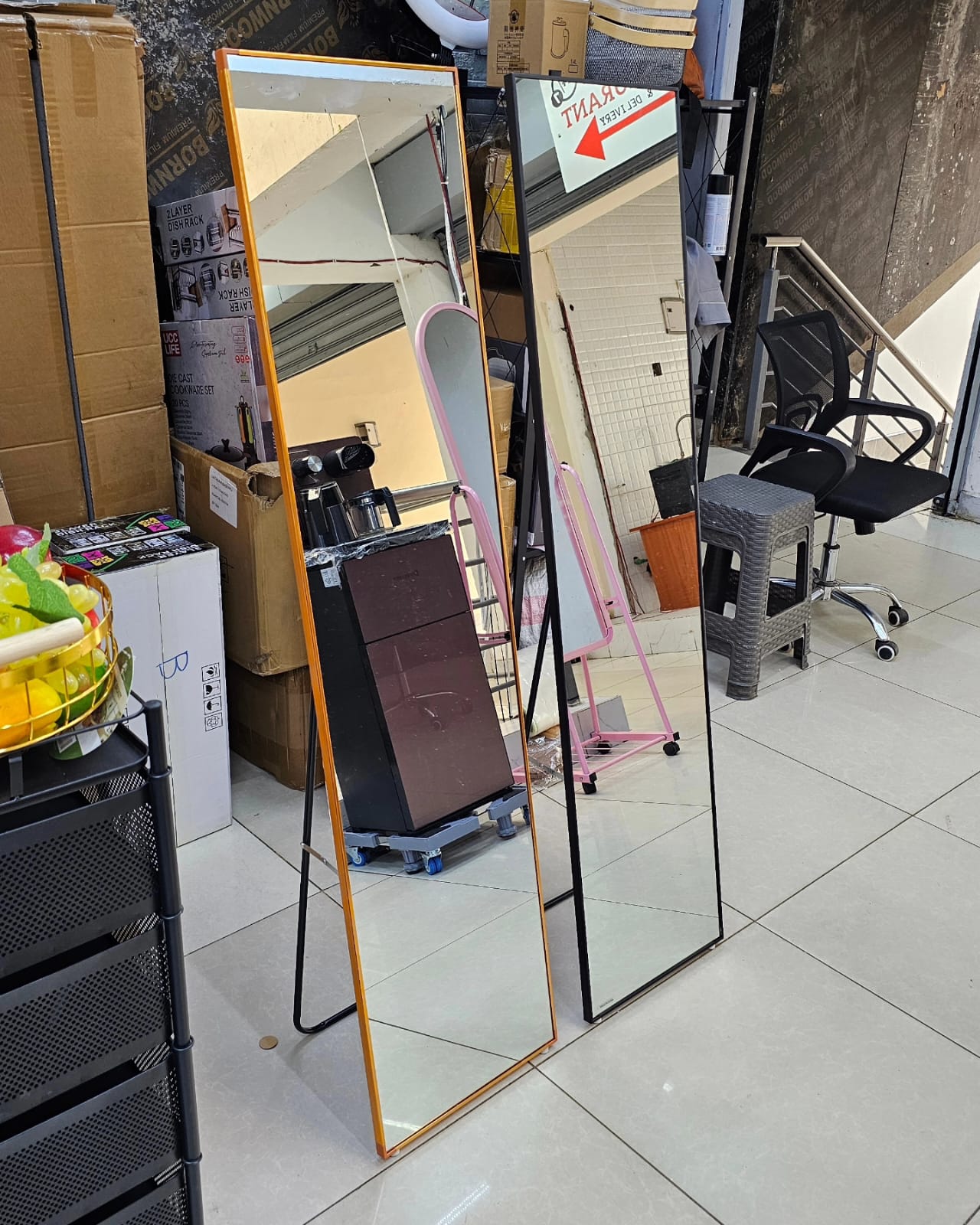 Standing/Dressing mirrors with metallic fram