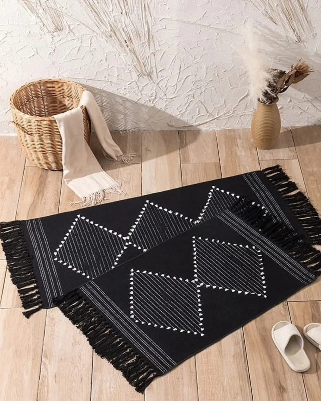 Bohemian Geometric Rugs with Tassles