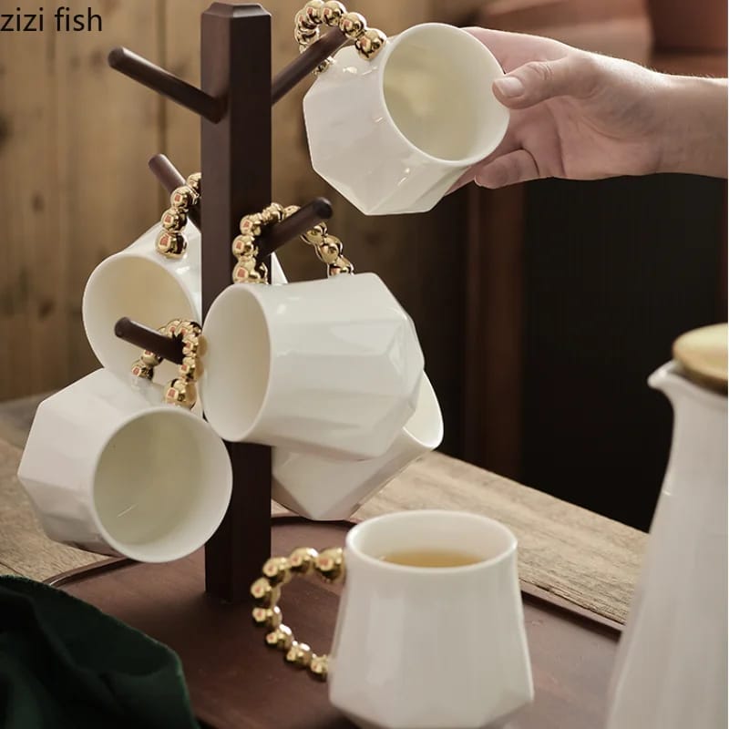 Luxurious tea set with golden handle