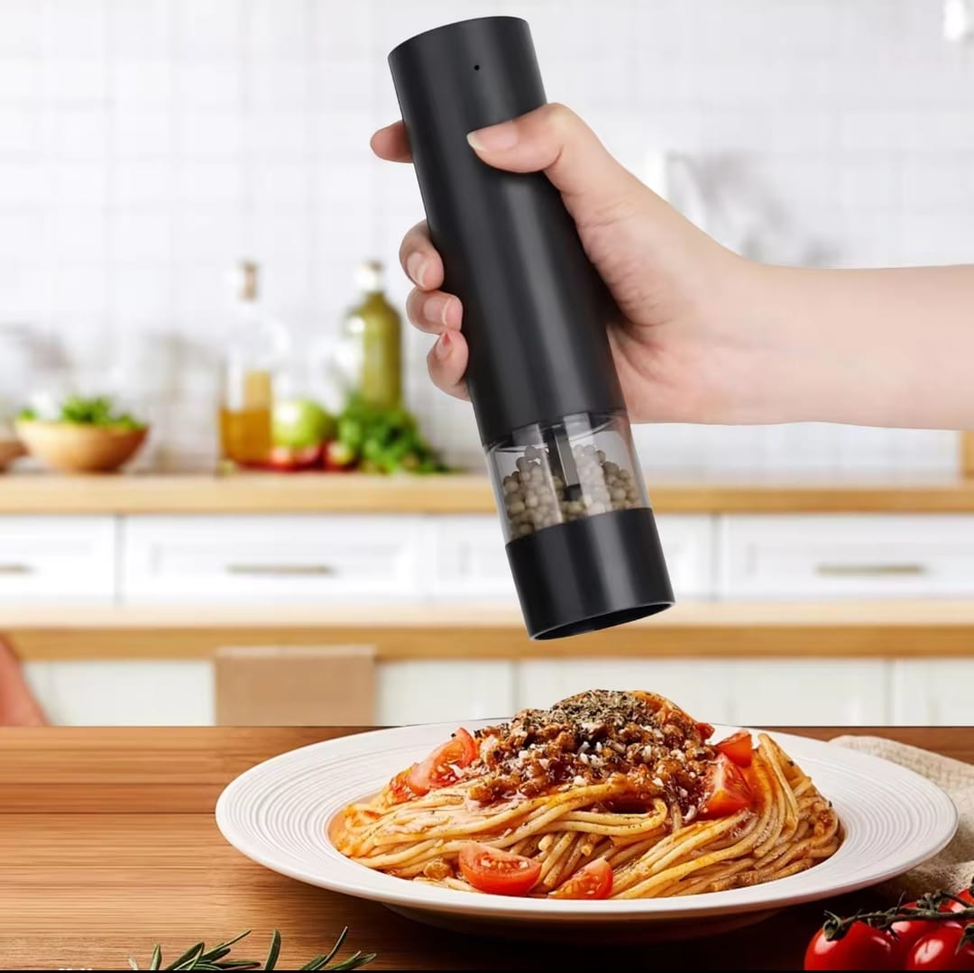 Rechargeable pepper grinder