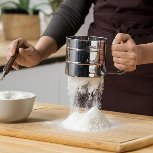 Handheld stainless steel flour sieve