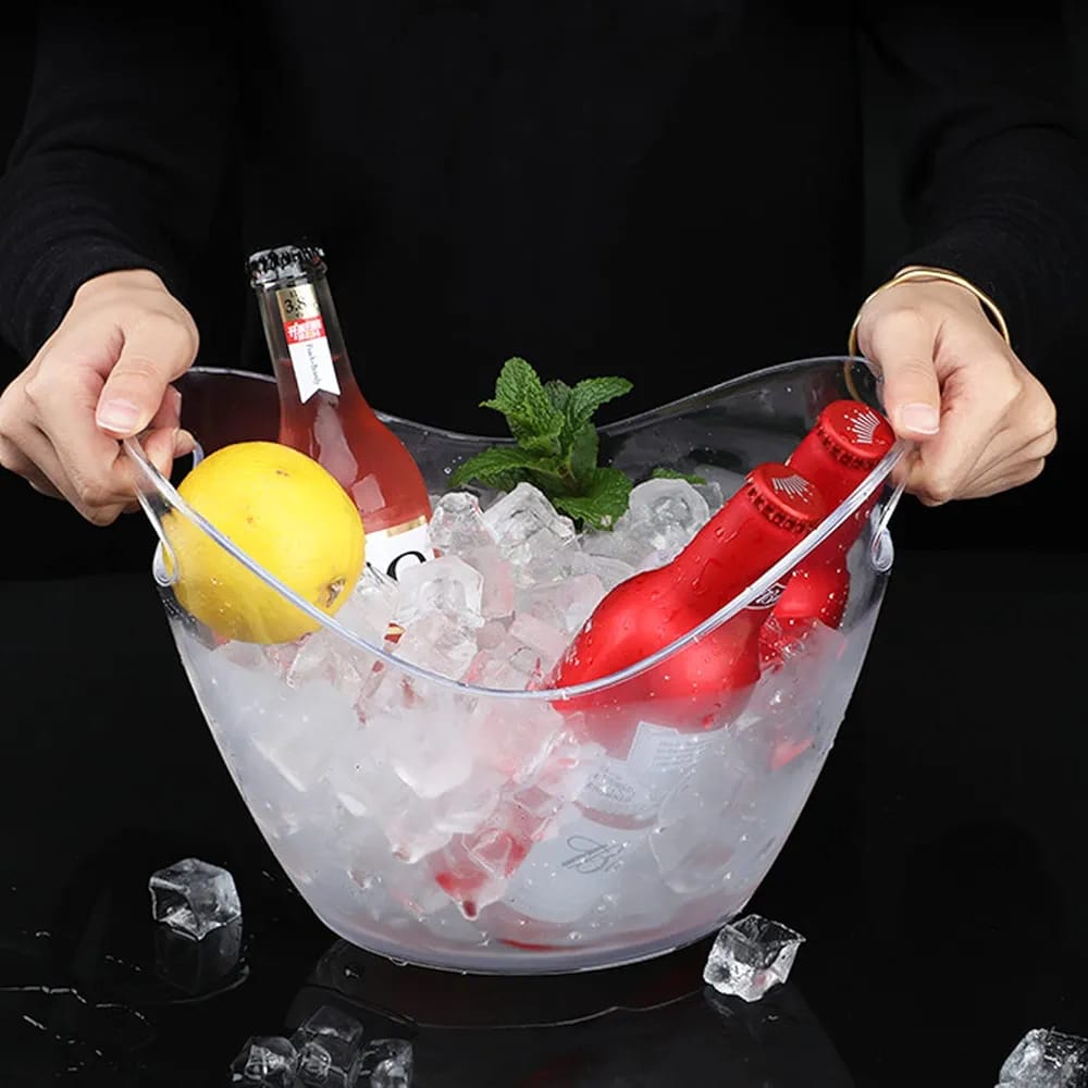 Large capacity ice bucket