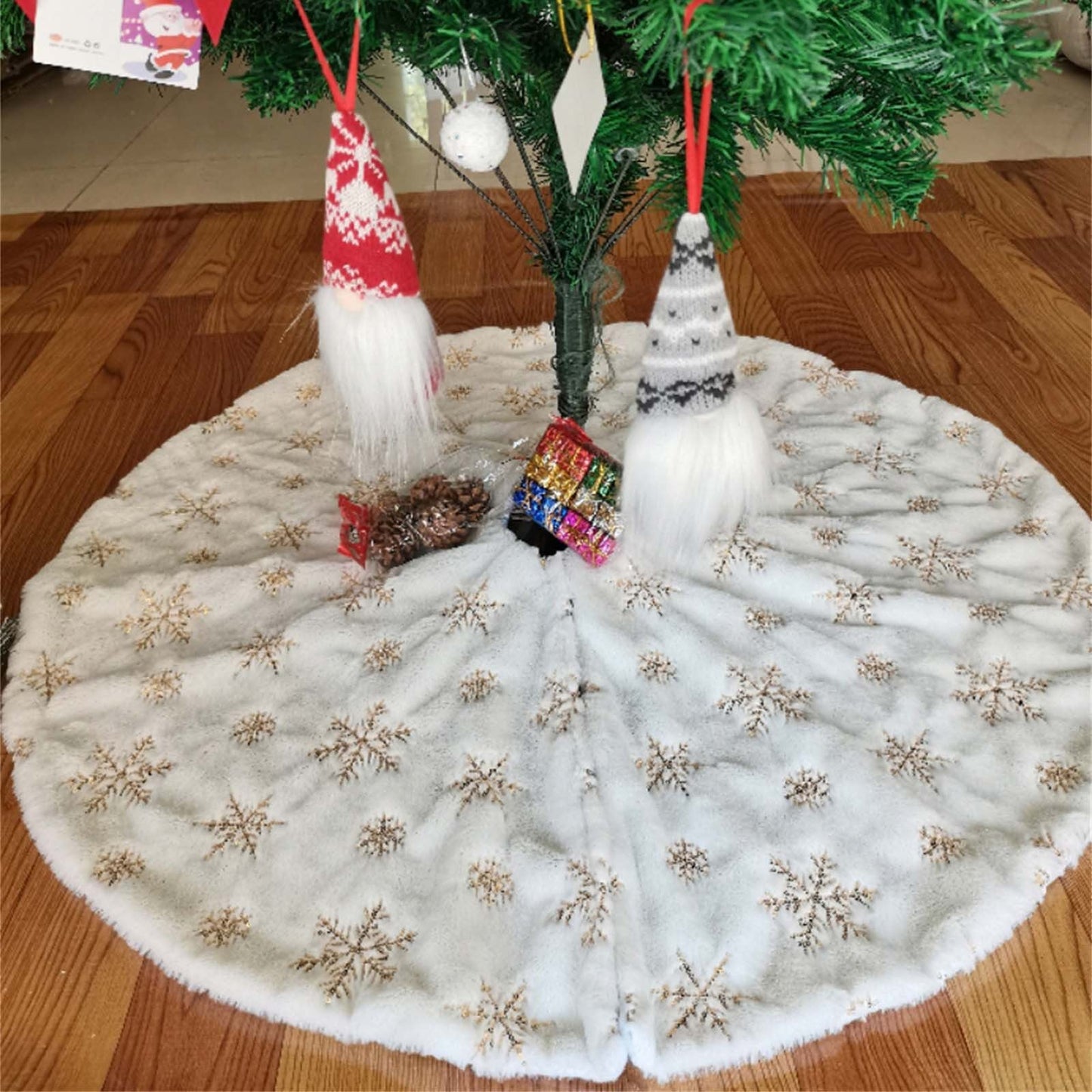 Christmas tree skirt