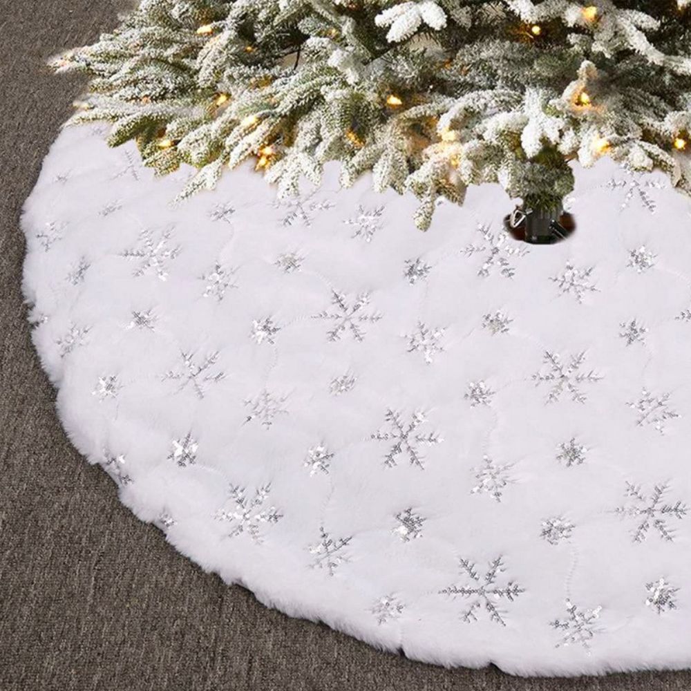 Christmas tree skirt