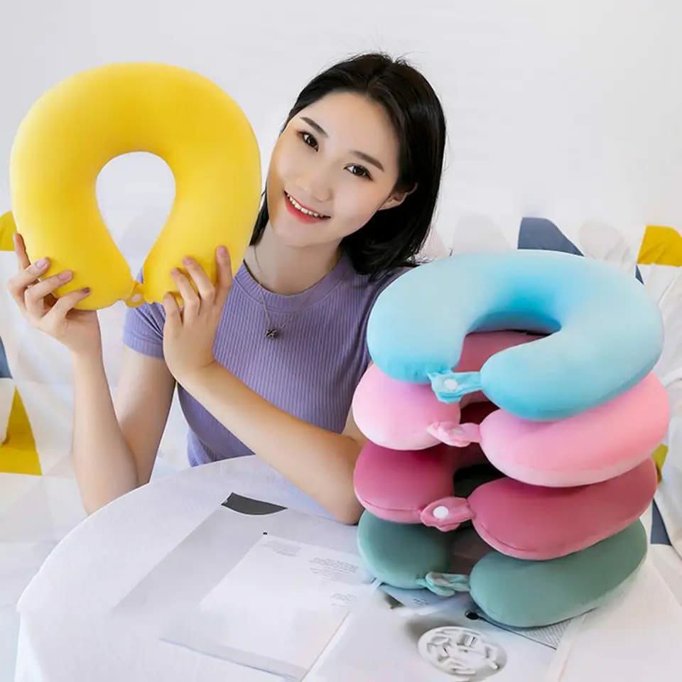 U-shaped neck pillow